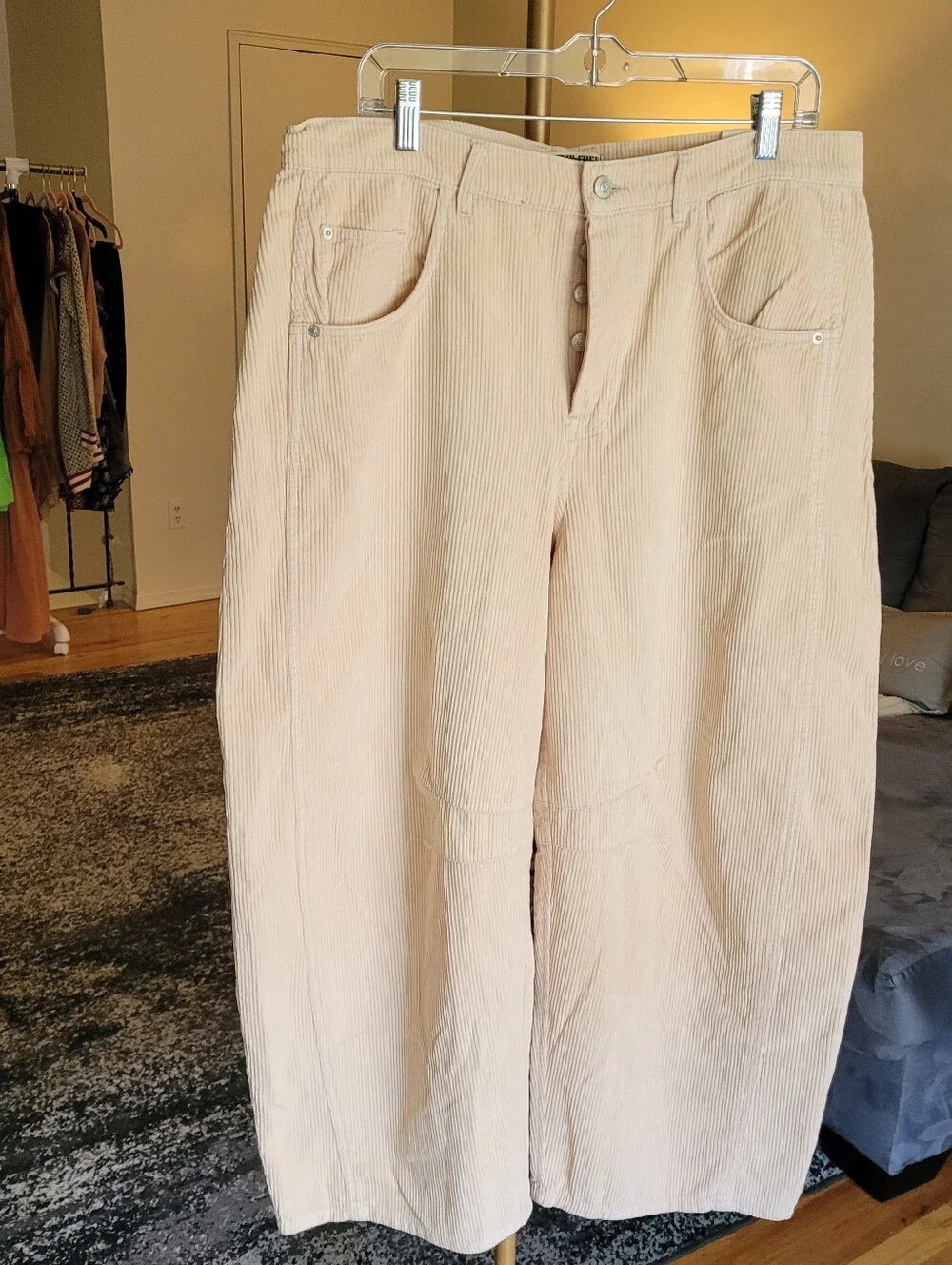 Free People We The Free Good Luck Mid-Rise Cord Barrel Pants Cream Beige Sz 31 - Picture 11 of 16